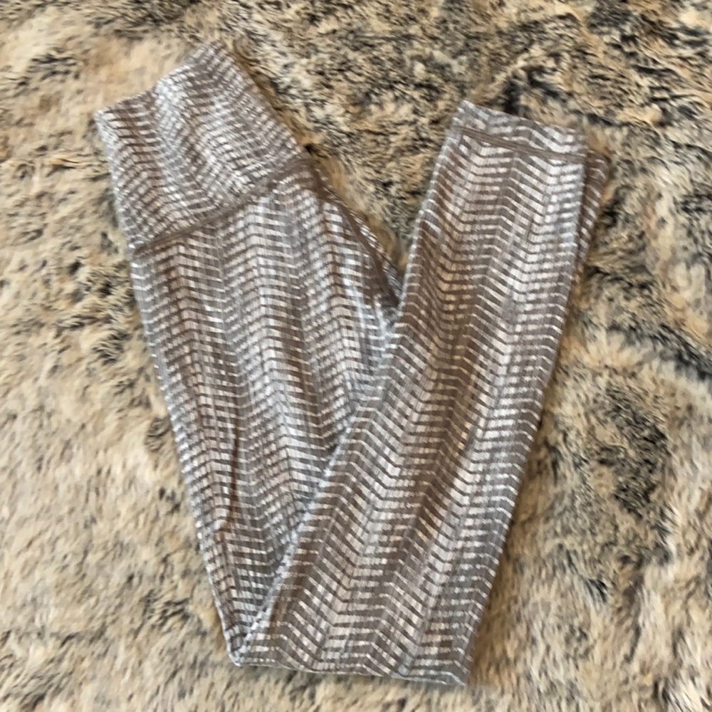 Lululemon Wunder Under Arrow Jacquard